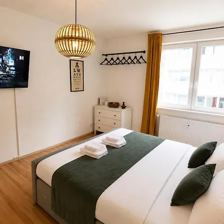 Ruhig & Zentral - 2 Kingsize Betten - Wi-fi Apartament *