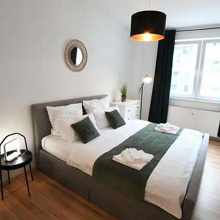 Ruhig & Zentral - 2 Kingsize Betten - Wi-fi Apartament