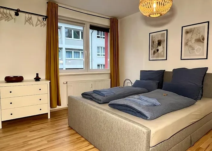 Ruhig & Zentral - 2 Kingsize Betten - Wi-fi